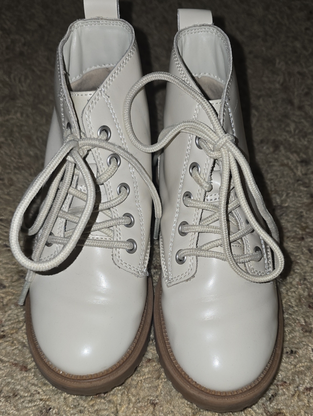 Old Navy White Lace-Up Kids Boots with Tan Sole